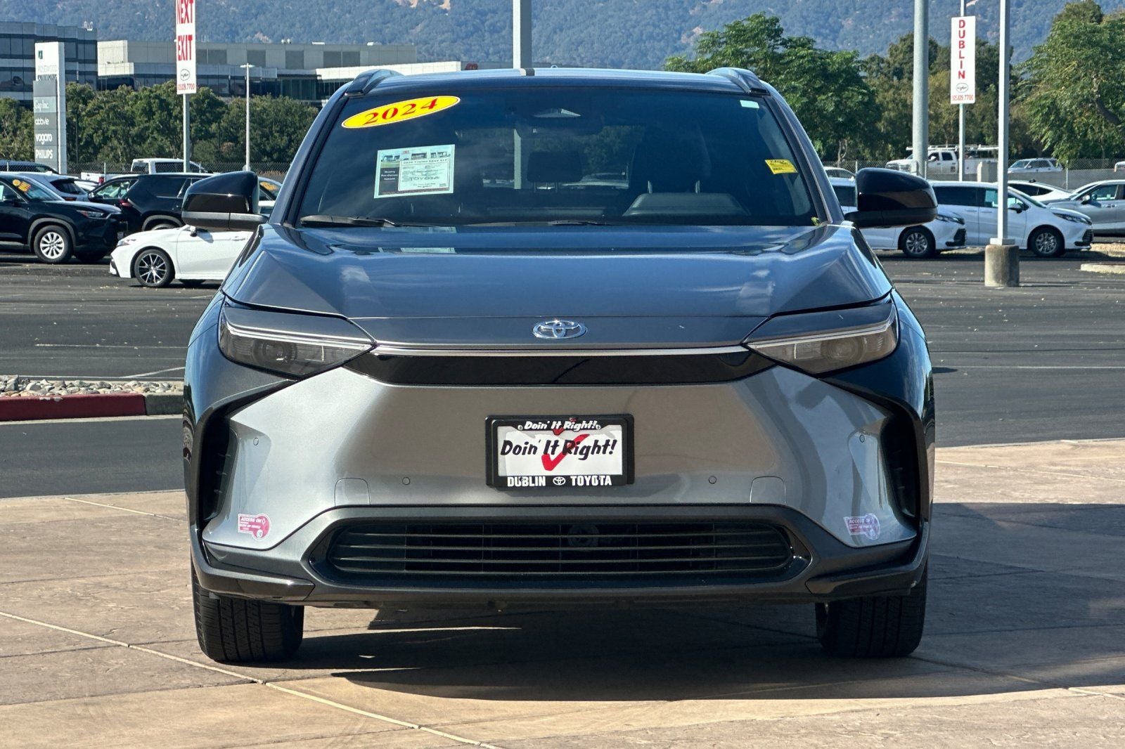 2024 Toyota bZ4X XLE