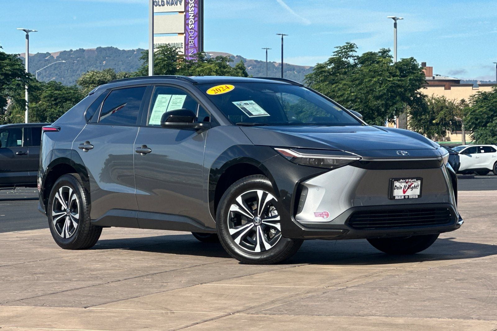2024 Toyota bZ4X XLE