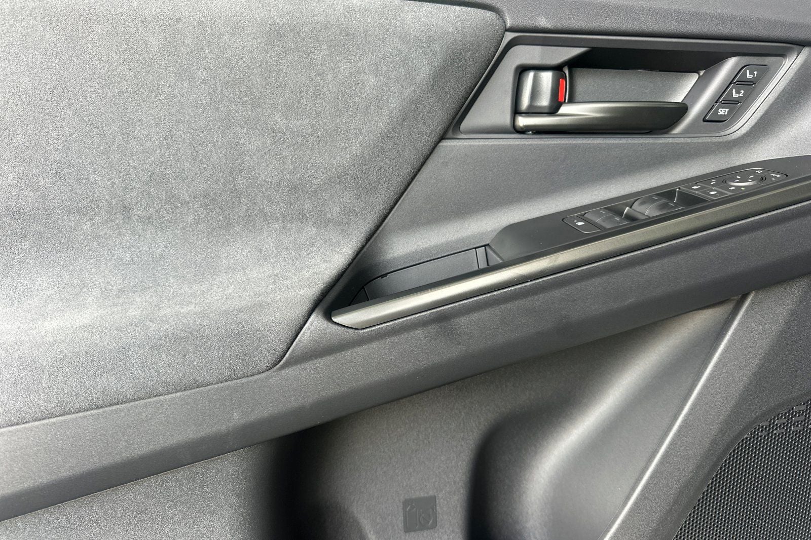 2026 Toyota C-HR Base