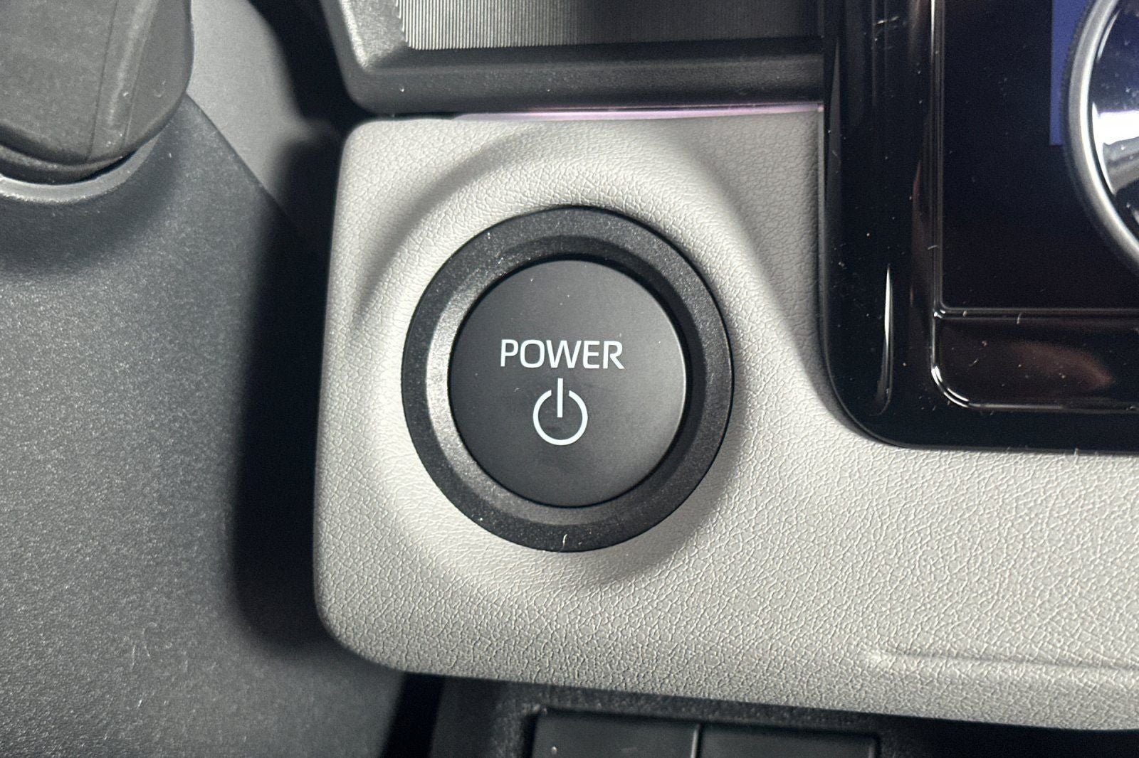 2026 Toyota C-HR Base