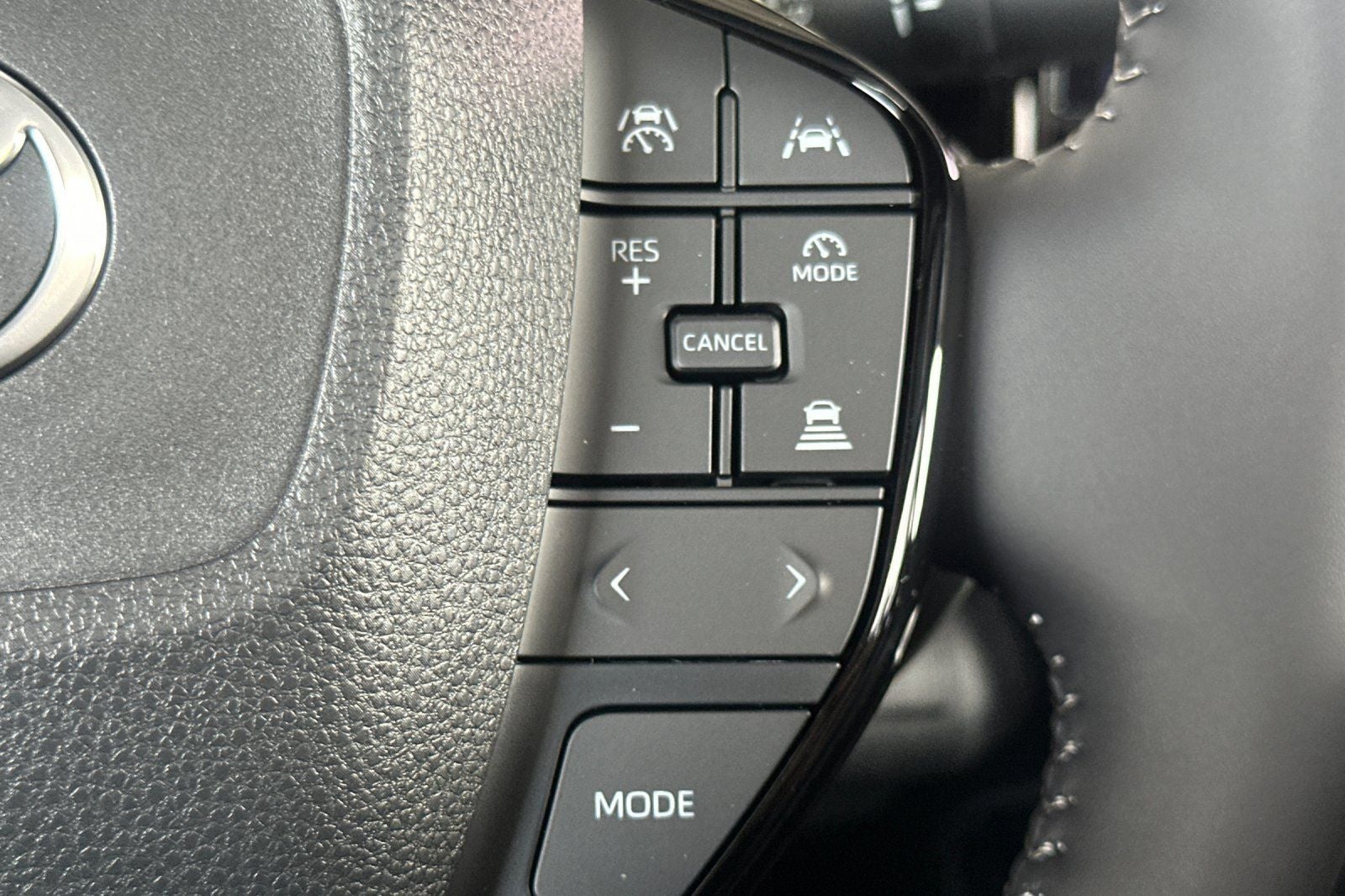 2026 Toyota C-HR Base