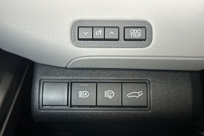 2026 Toyota C-HR Base