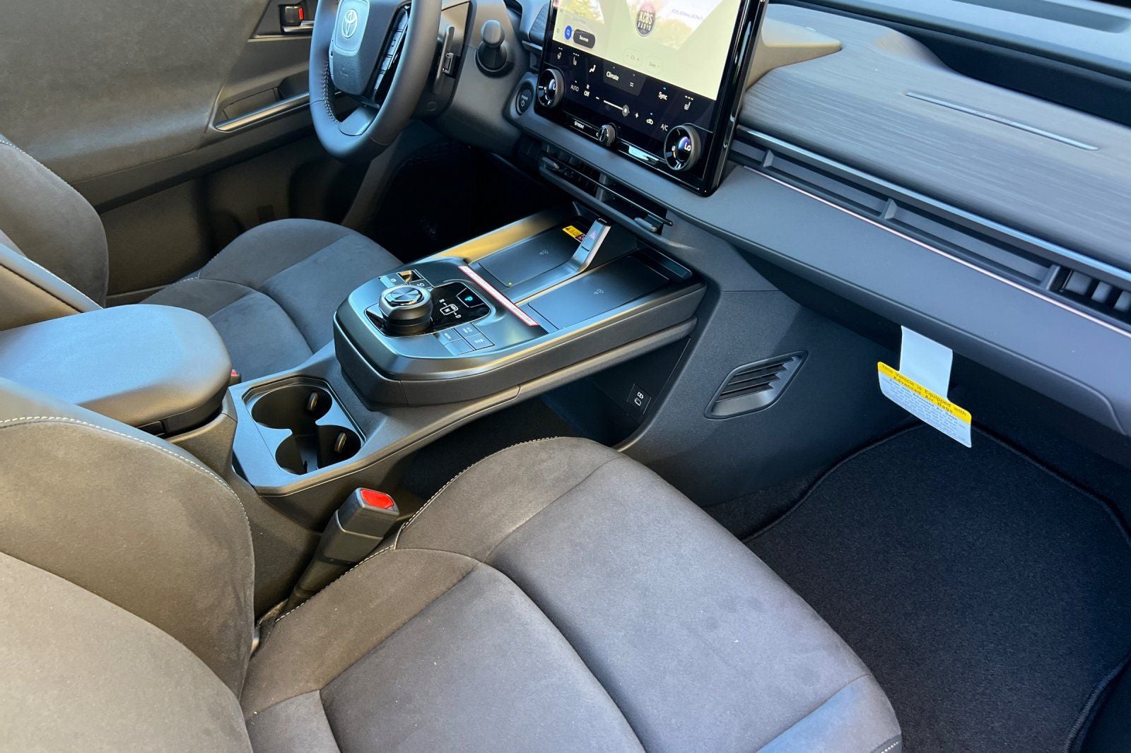 2026 Toyota C-HR XSE