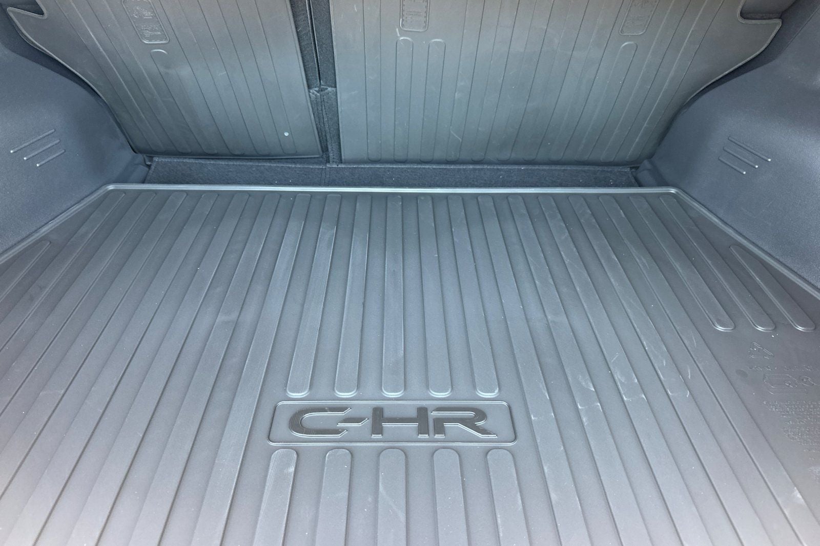 2026 Toyota C-HR XSE