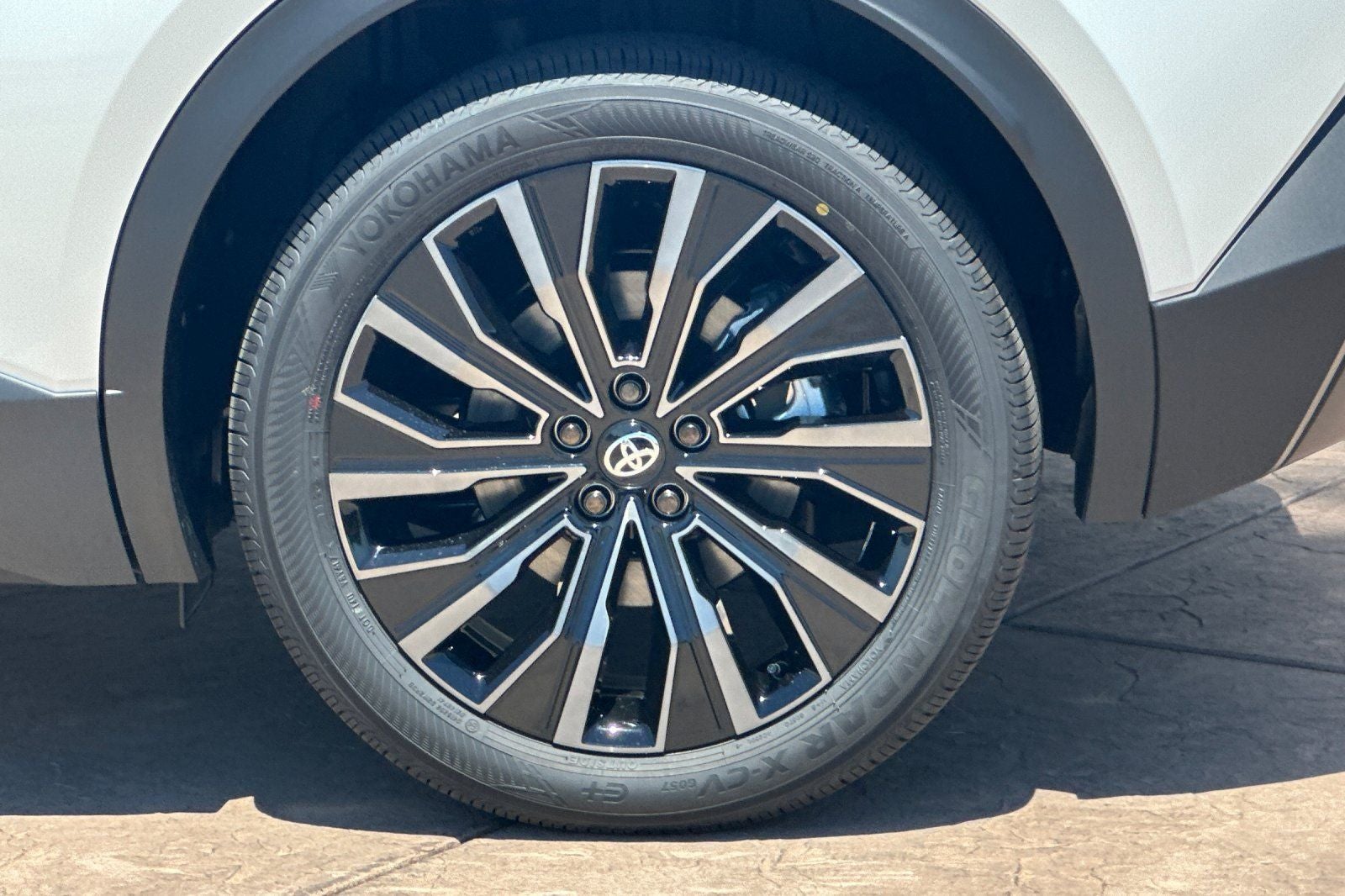 2026 Toyota C-HR XSE