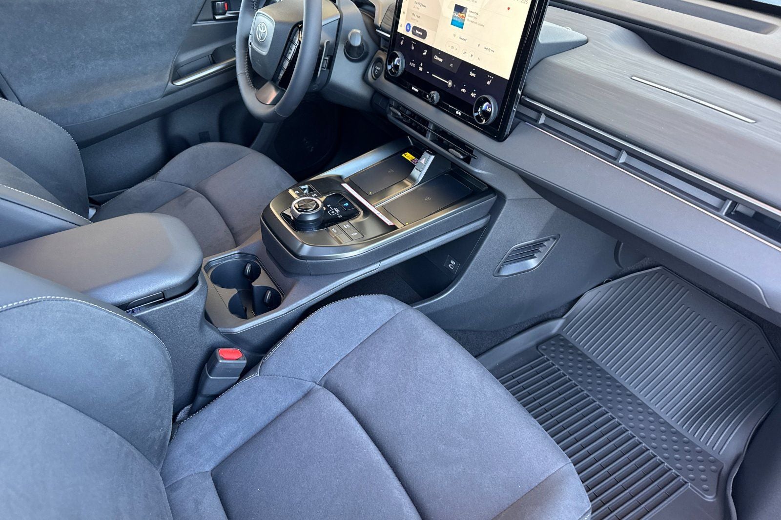 2026 Toyota C-HR XSE