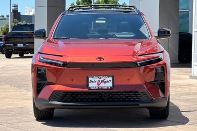 2026 Toyota C-HR XSE
