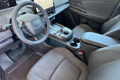 2026 Toyota C-HR XSE