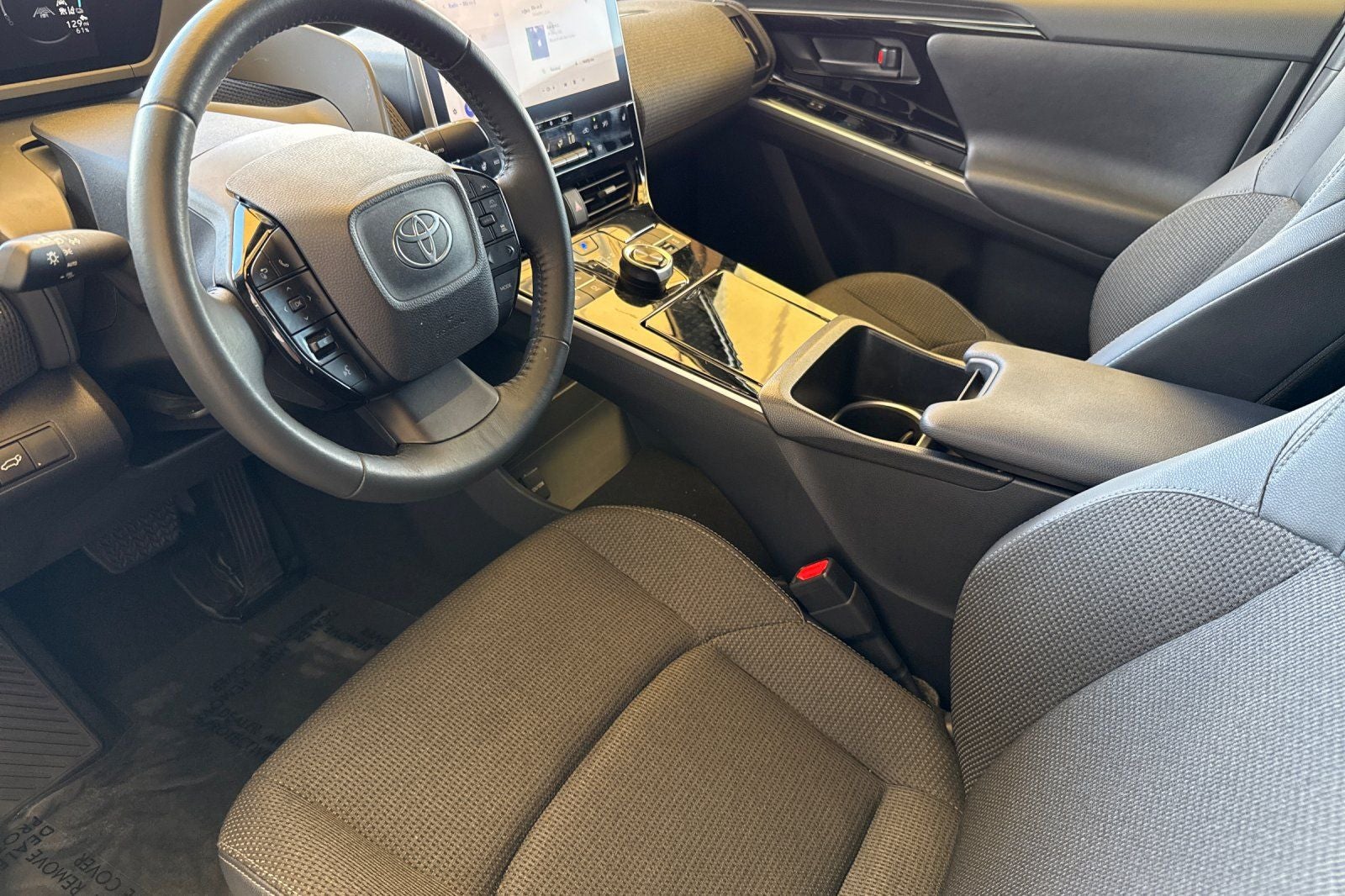 2024 Toyota bZ4X XLE