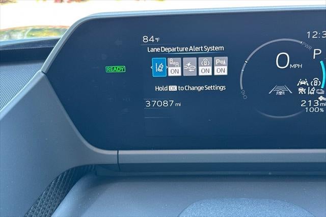 2024 Toyota bZ4X Limited
