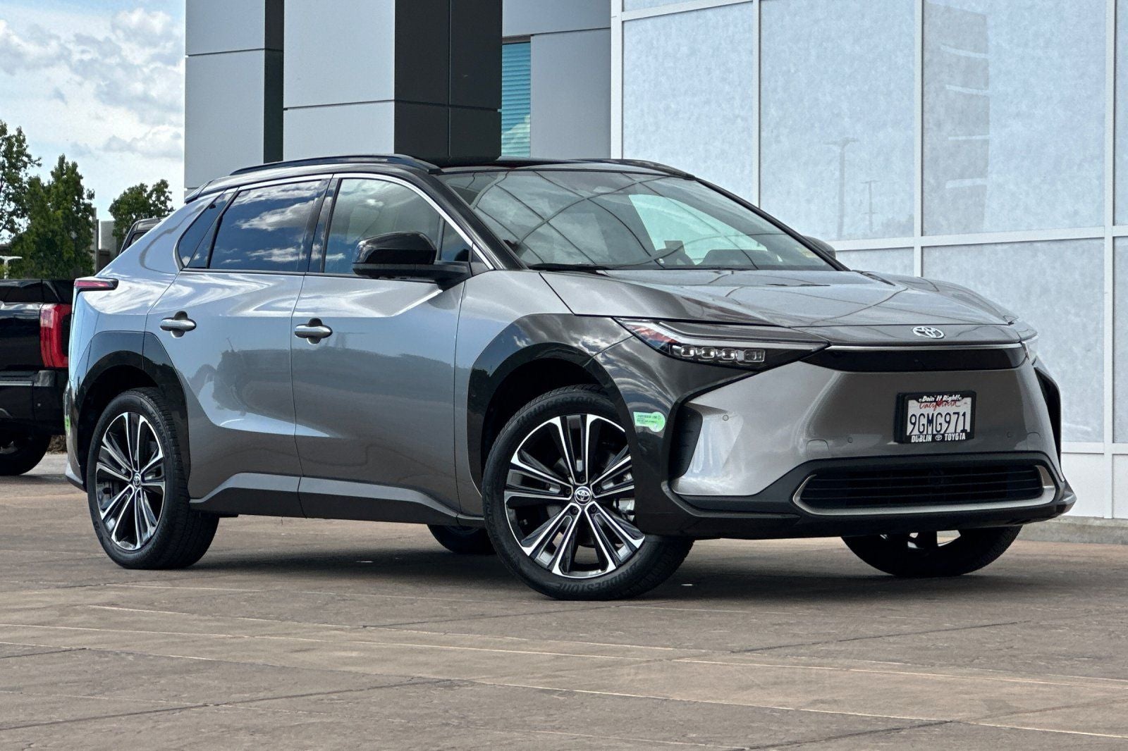 2023 Toyota bZ4X Limited