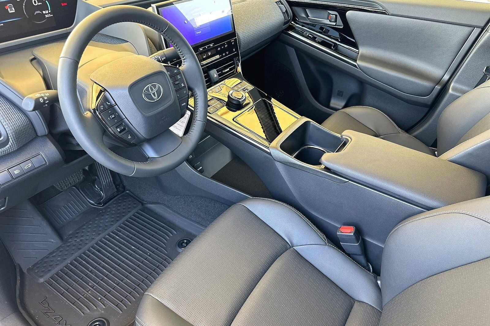 2023 Toyota bZ4X Limited