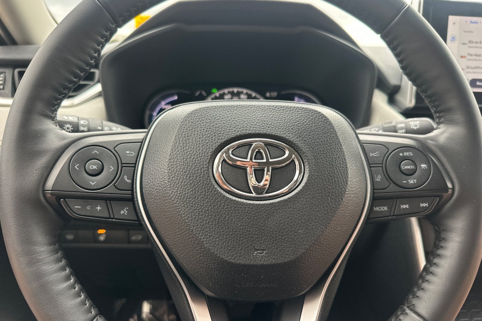 2025 Toyota RAV4 Hybrid XLE Premium