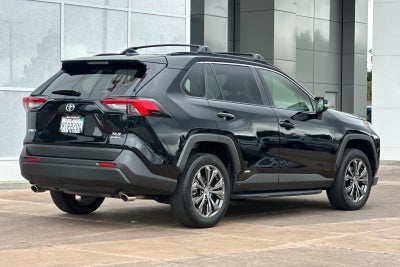 2025 Toyota RAV4 Hybrid XLE Premium