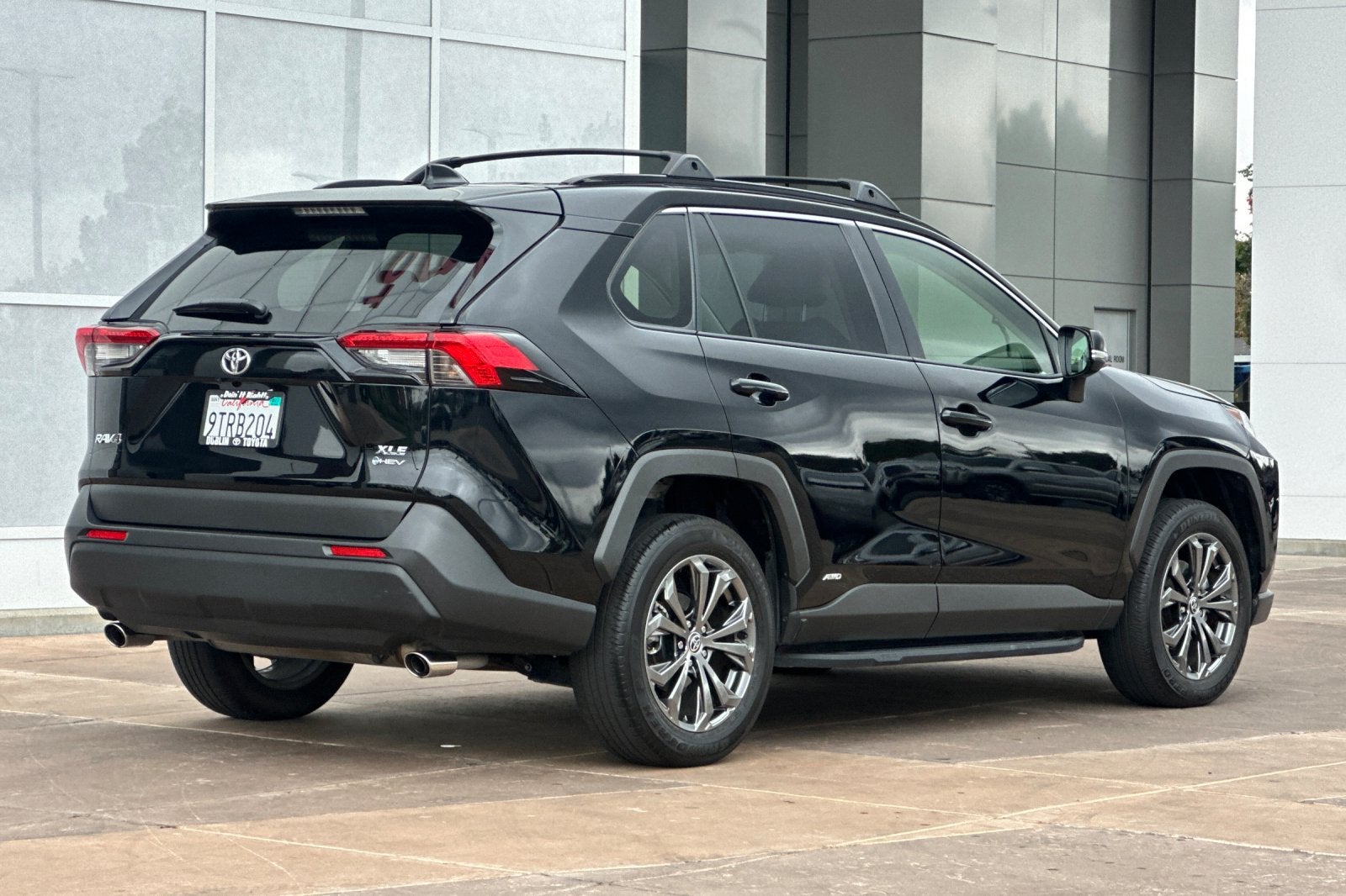 2025 Toyota RAV4 Hybrid XLE Premium
