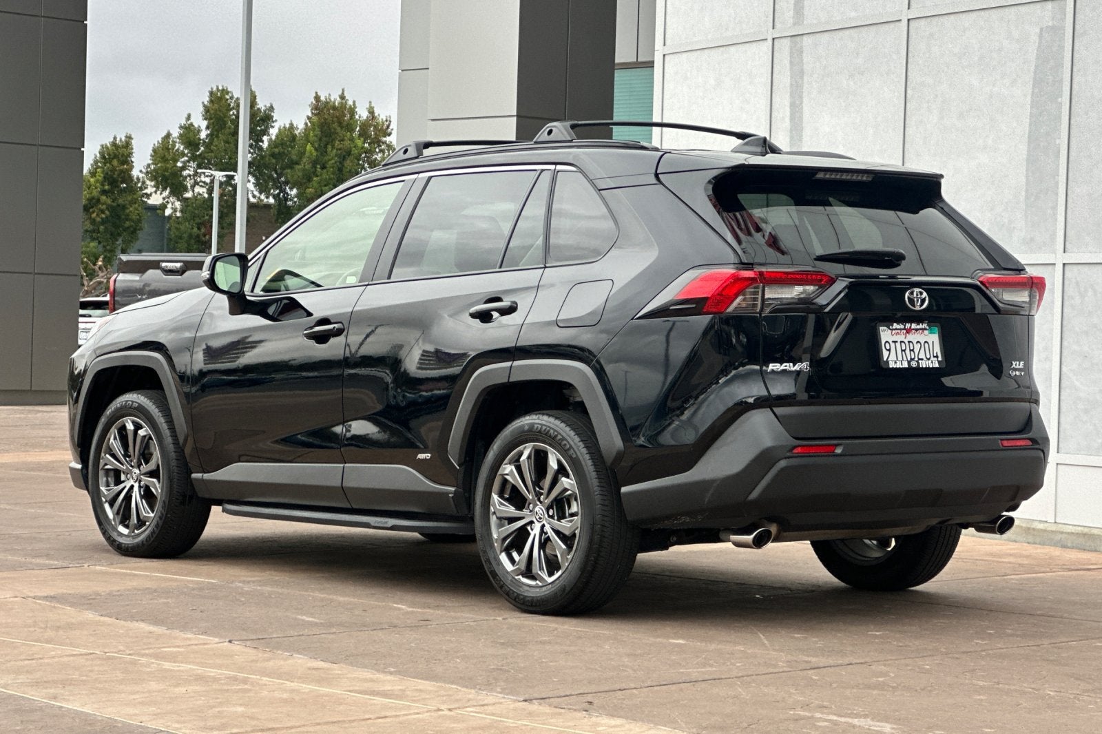 2025 Toyota RAV4 Hybrid XLE Premium