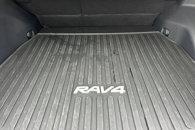 2025 Toyota RAV4 Hybrid XLE Premium