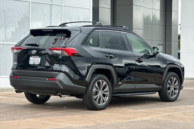 2025 Toyota RAV4 Hybrid XLE Premium