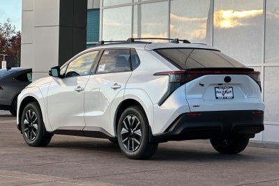 2026 Toyota bZ XLE Plus