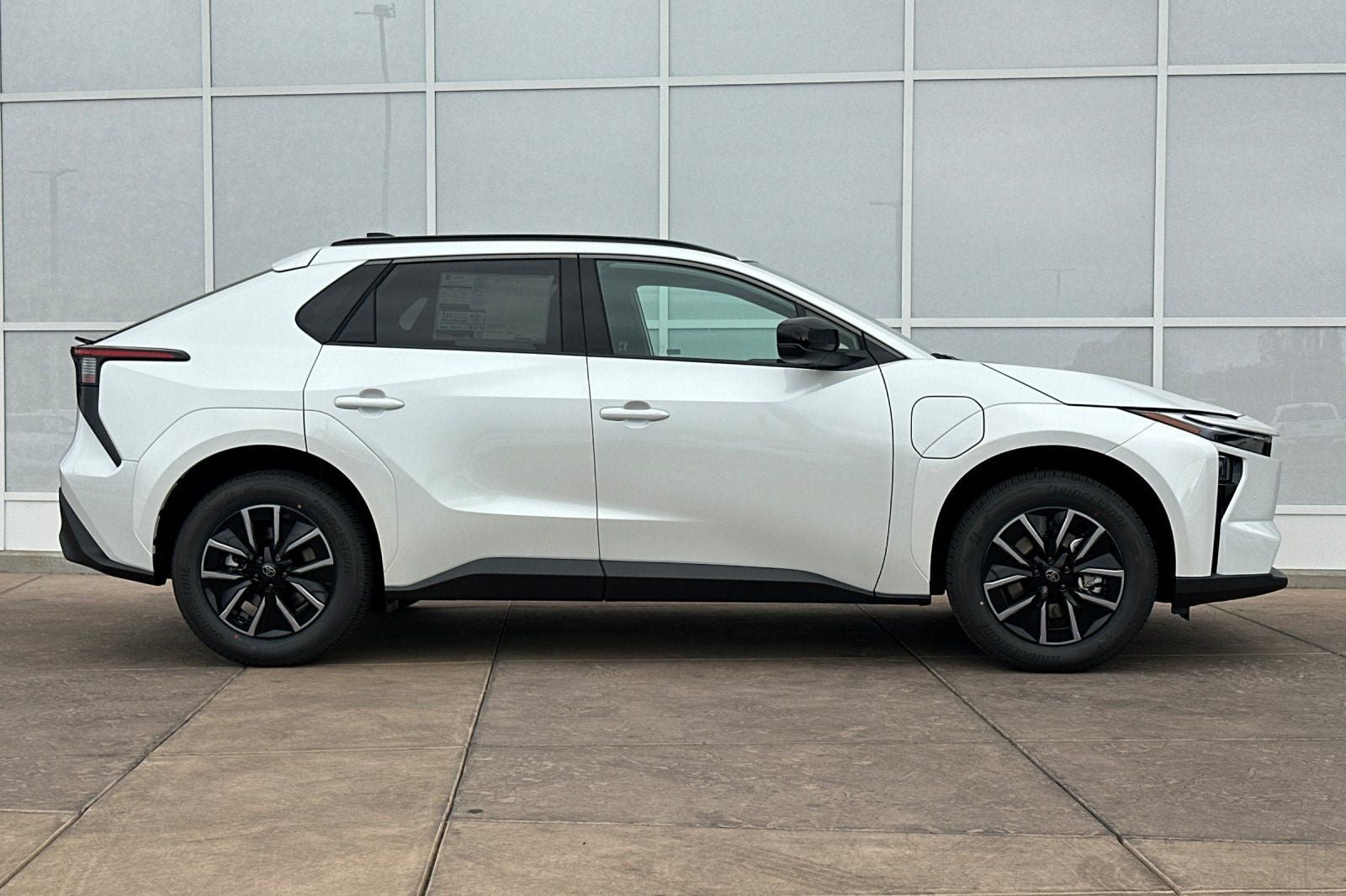 2026 Toyota bZ XLE Plus