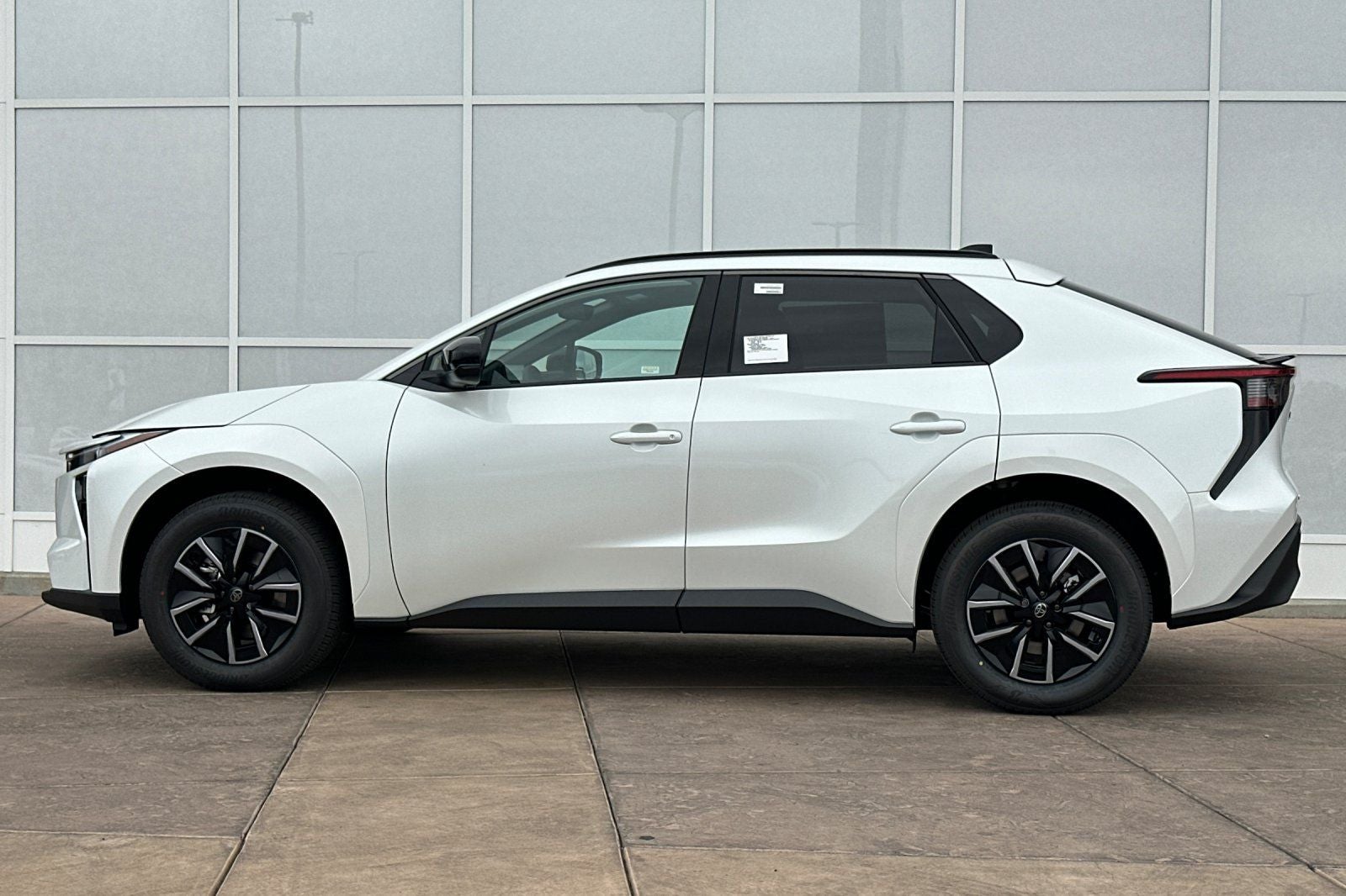 2026 Toyota bZ XLE Plus