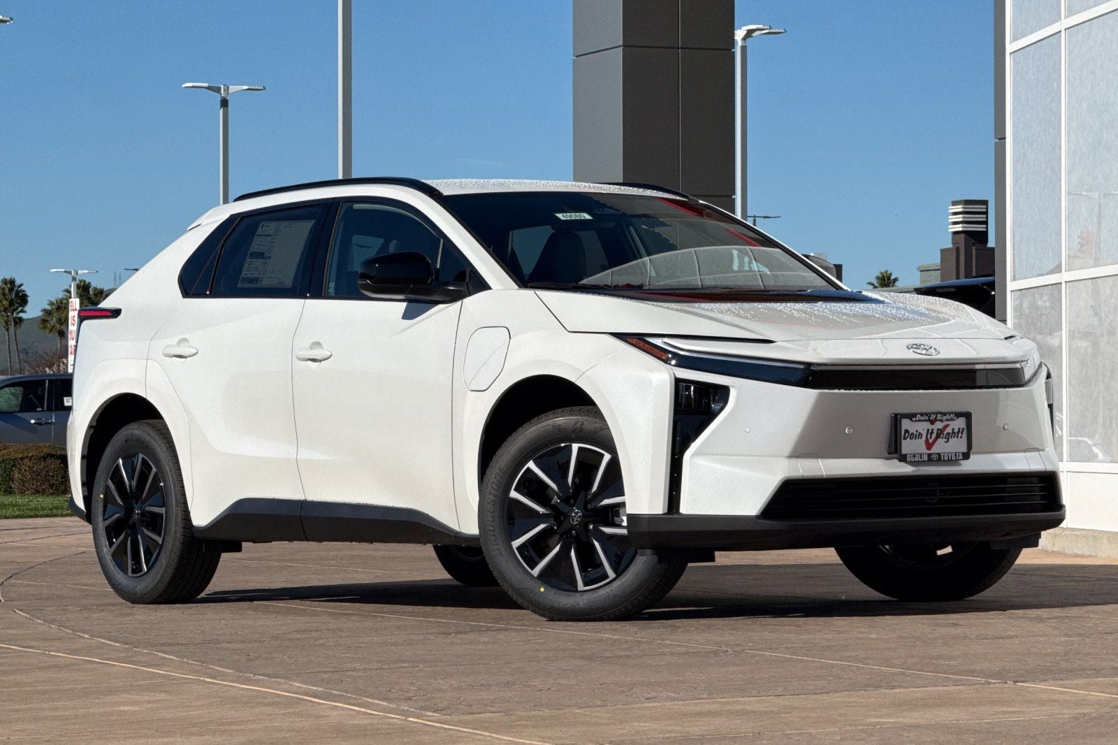 2026 Toyota bZ XLE Plus