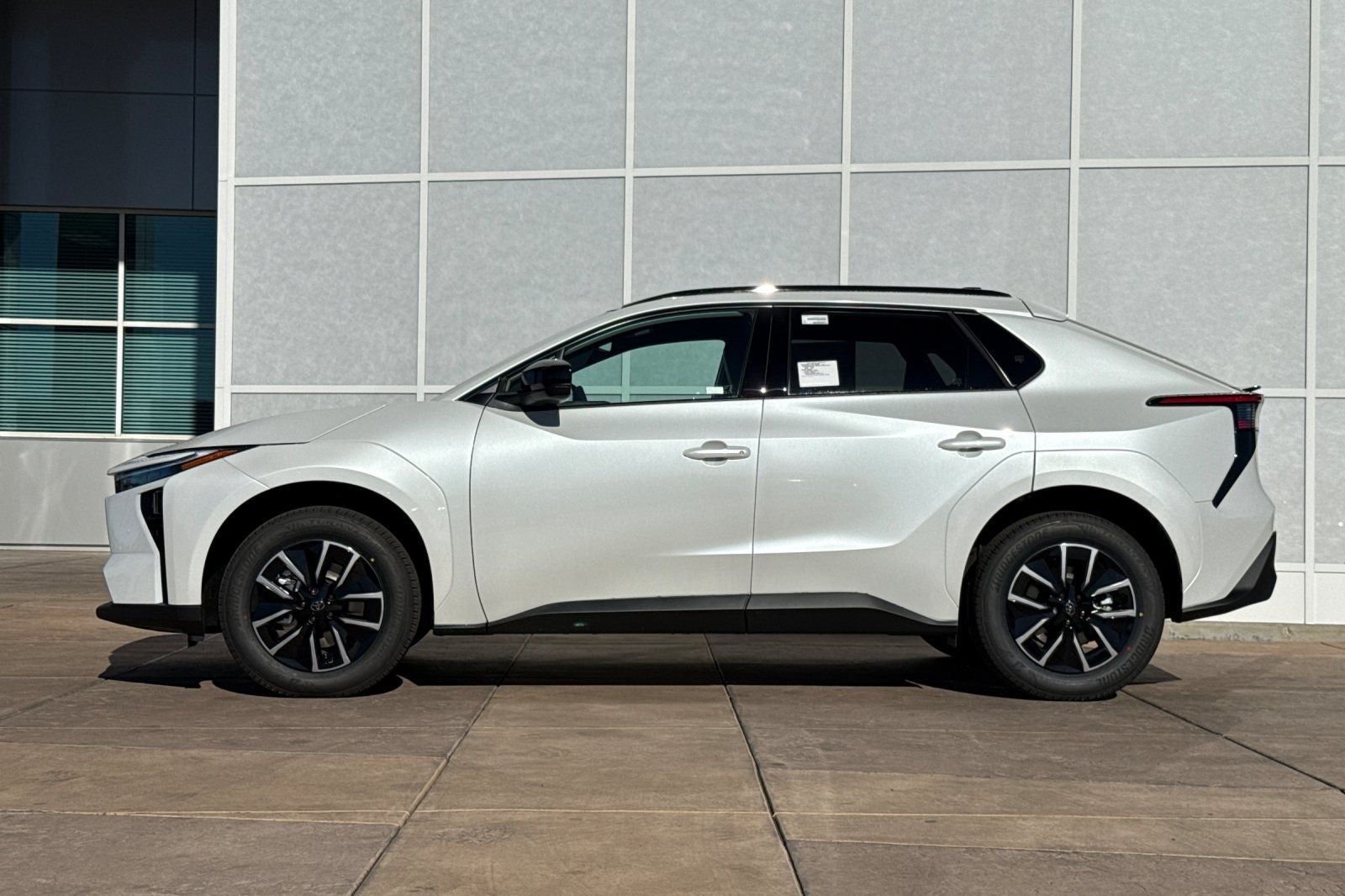 2026 Toyota bZ XLE Plus