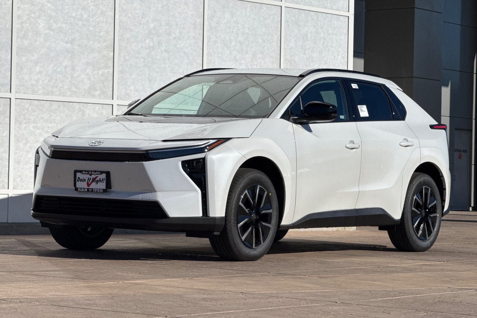 2026 Toyota bZ XLE Plus