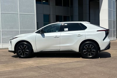 2026 Toyota bZ XLE Plus