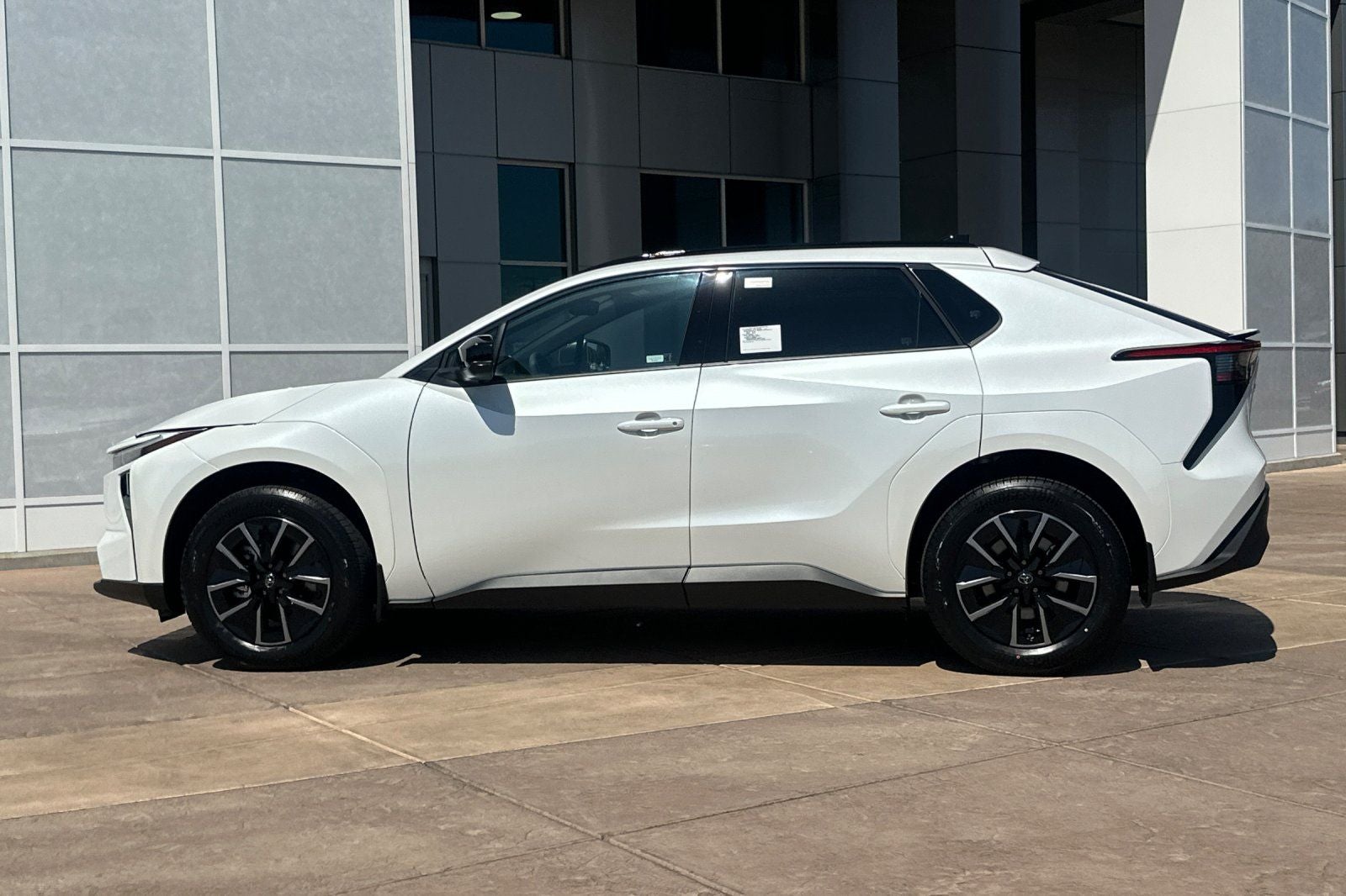 2026 Toyota bZ XLE Plus