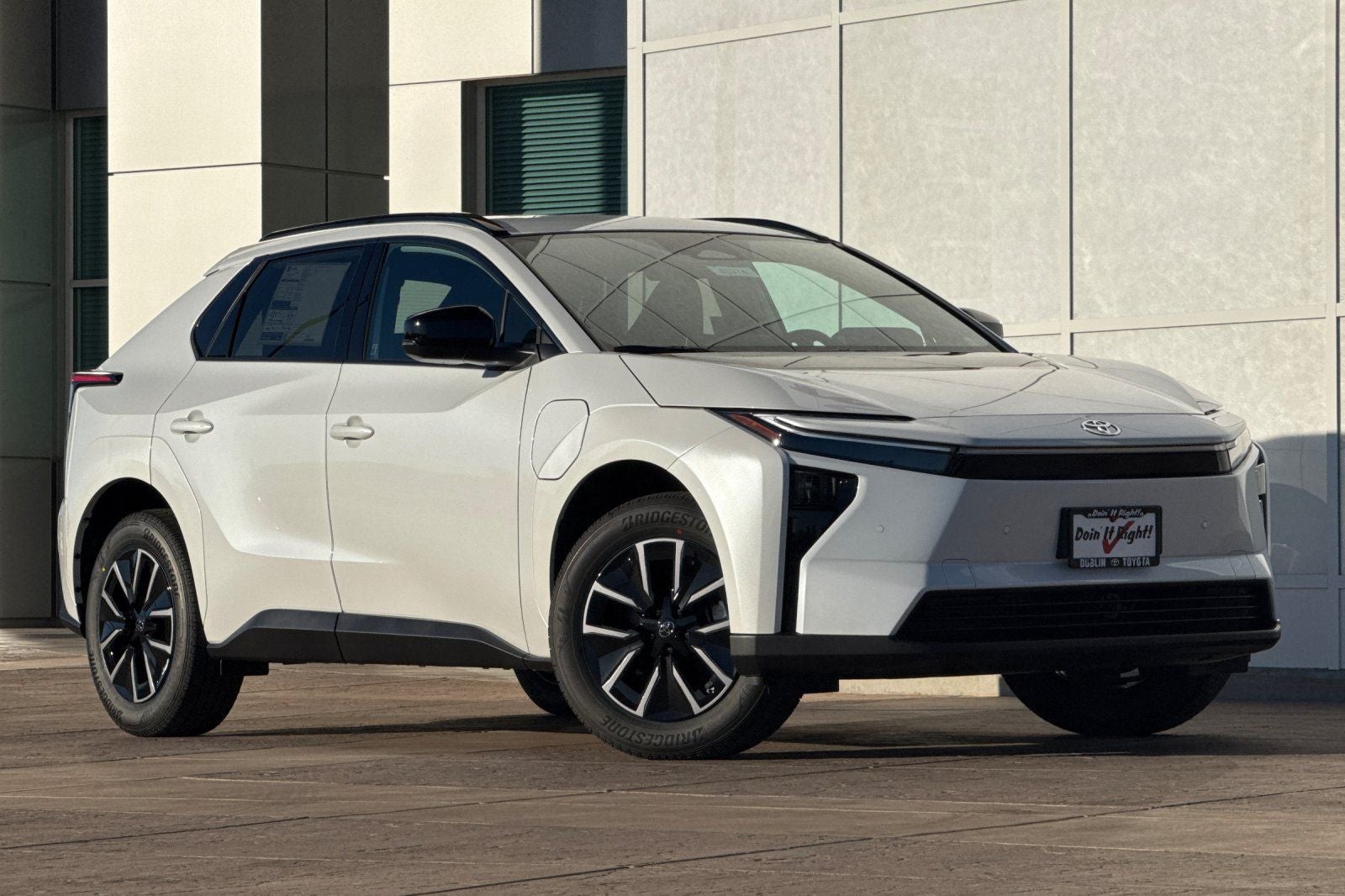 2026 Toyota bZ XLE Plus