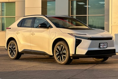 2026 Toyota bZ XLE Plus