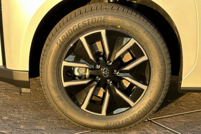 2026 Toyota bZ XLE Plus