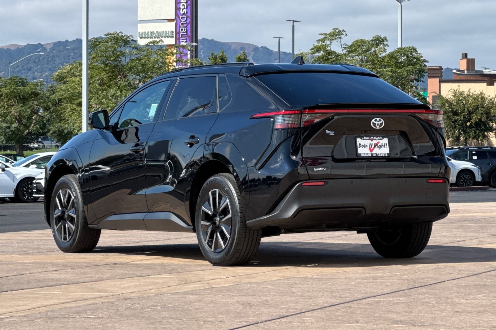 2026 Toyota bZ XLE Plus