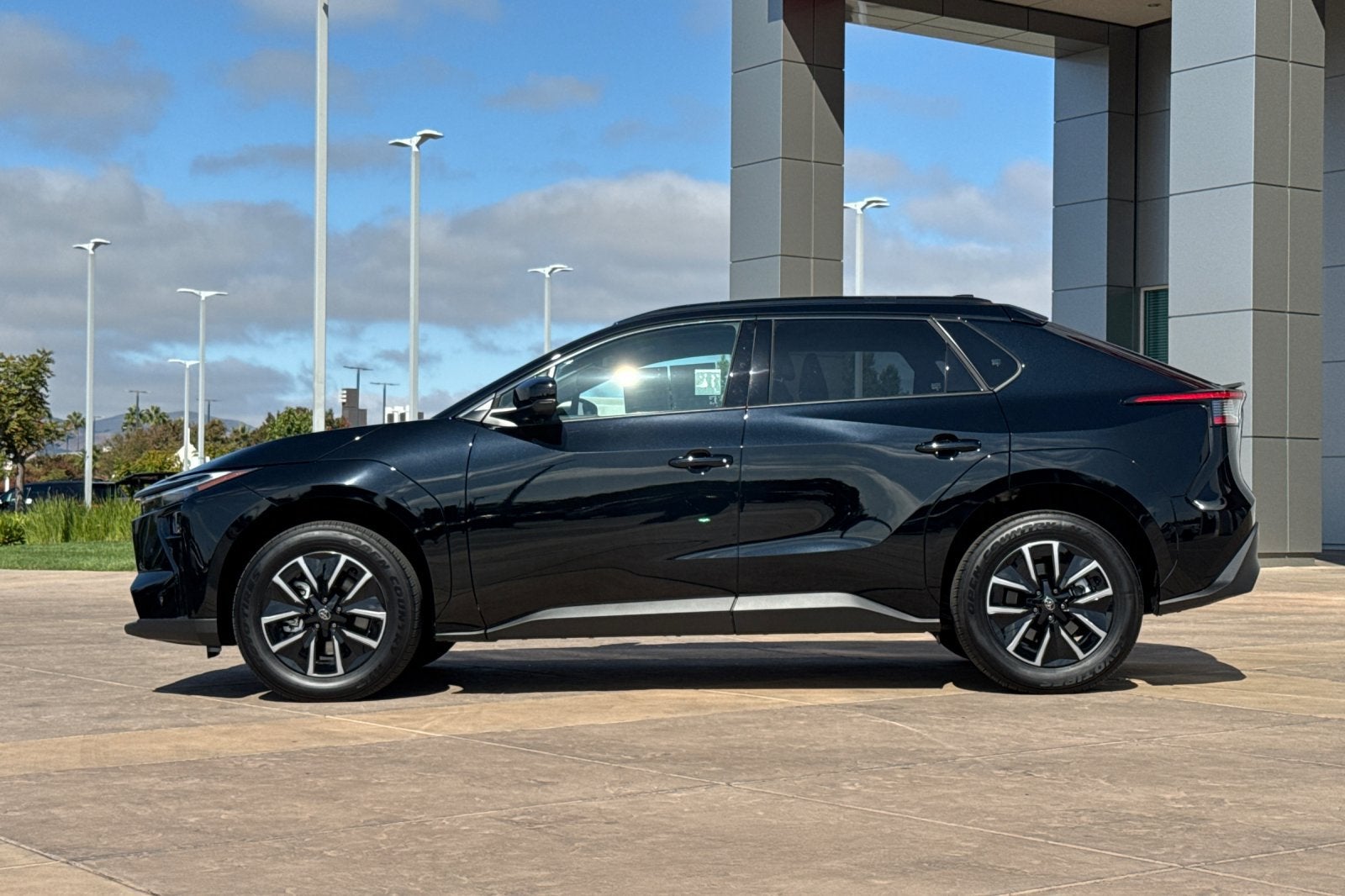 2026 Toyota bZ XLE Plus