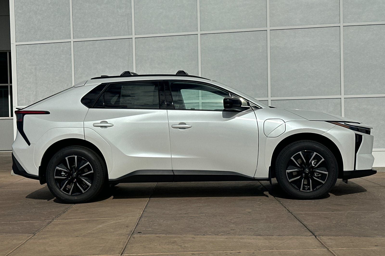 2026 Toyota bZ XLE Plus