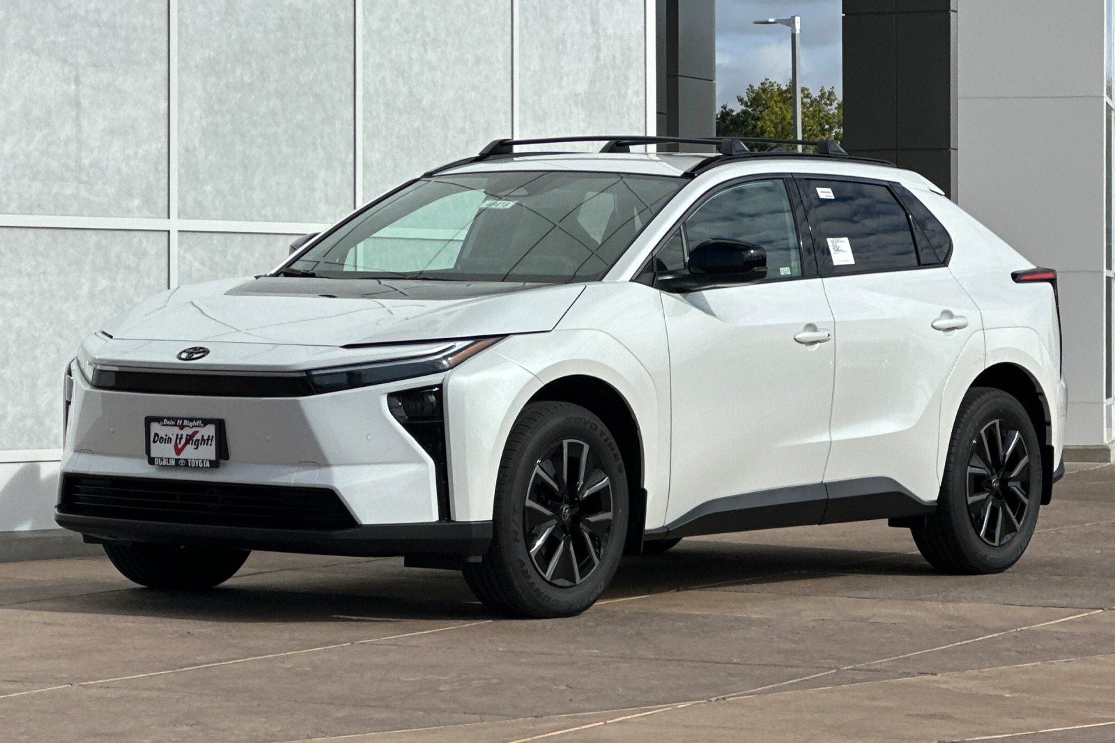 2026 Toyota bZ XLE Plus