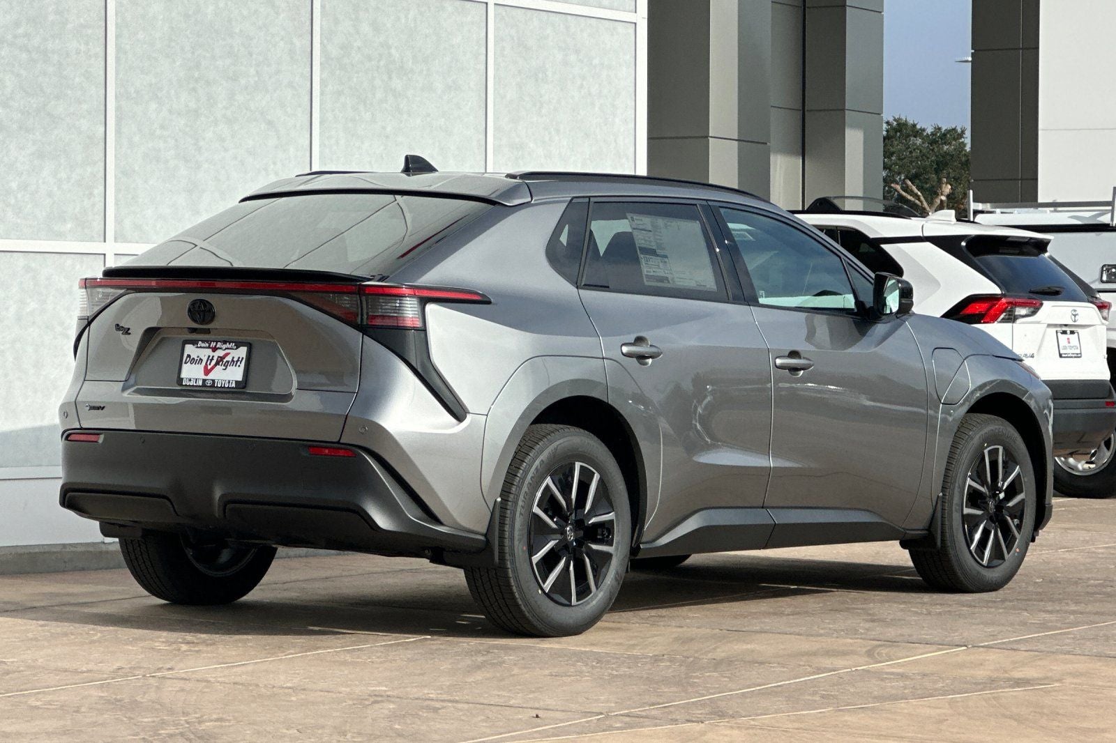 2026 Toyota bZ XLE Plus