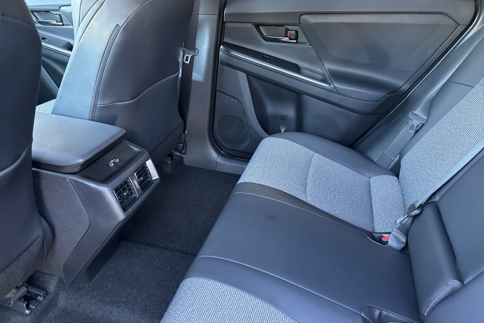 2026 Toyota bZ XLE Plus