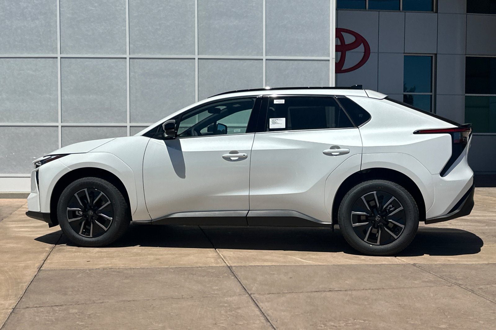 2026 Toyota bZ XLE Plus