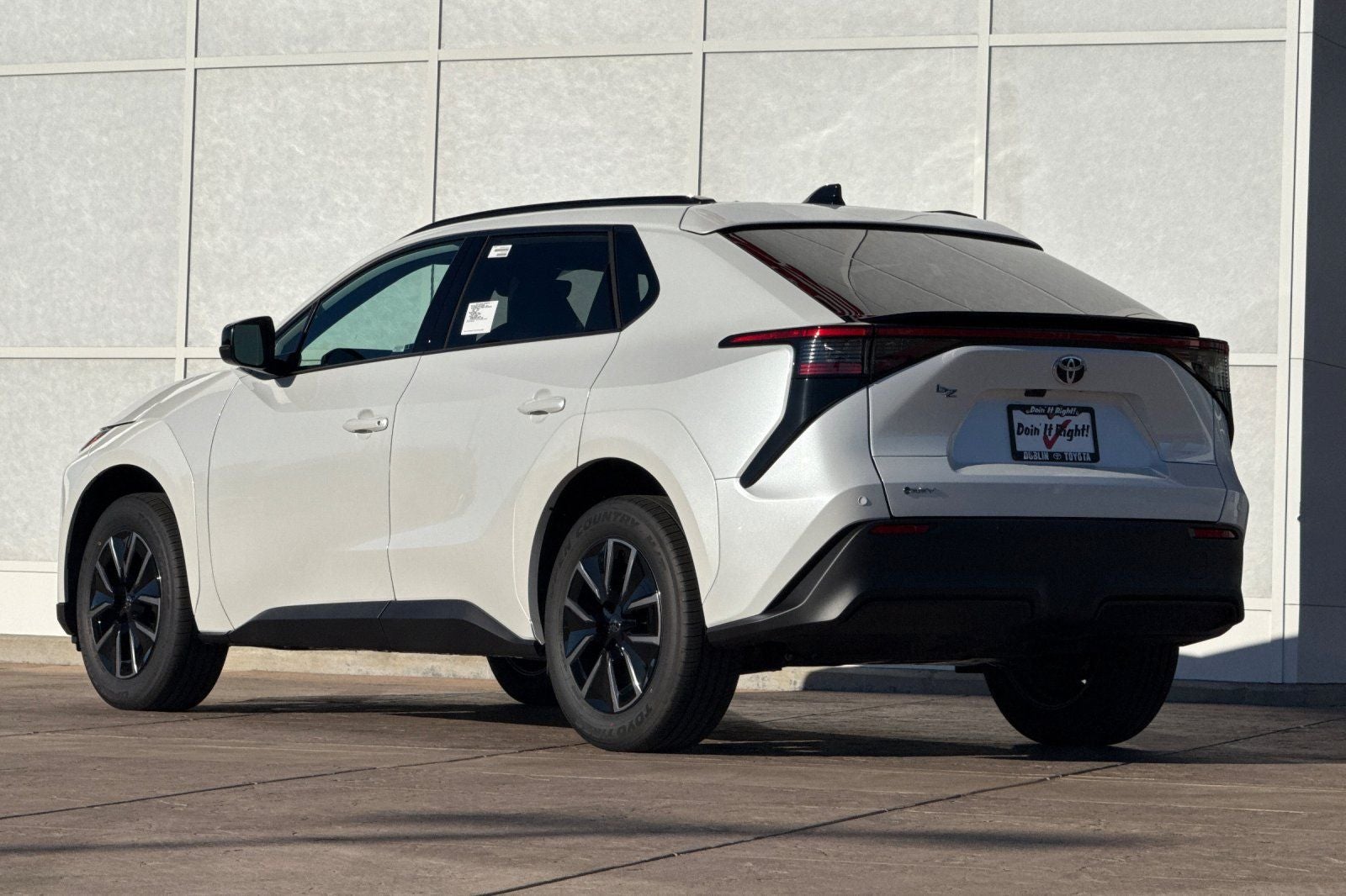 2026 Toyota bZ XLE Plus