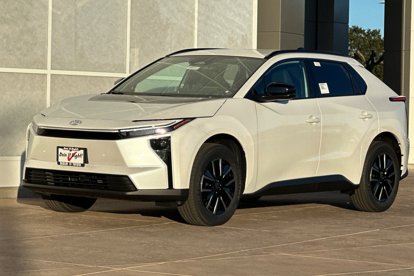 2026 Toyota bZ XLE Plus