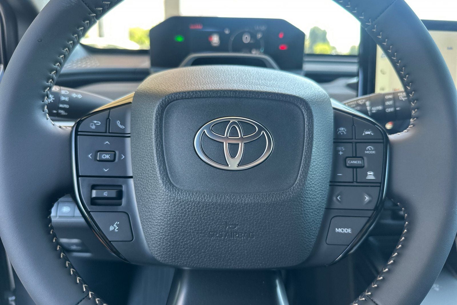 2026 Toyota bZ Woodland Base