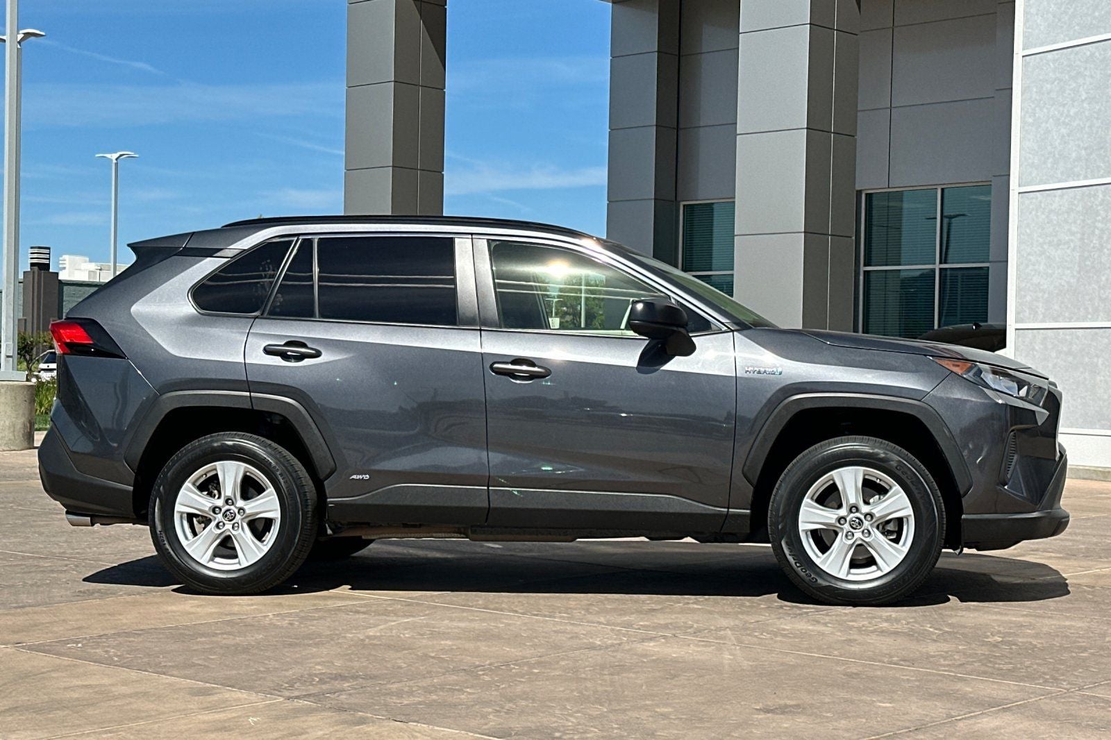 2019 Toyota RAV4 Hybrid LE