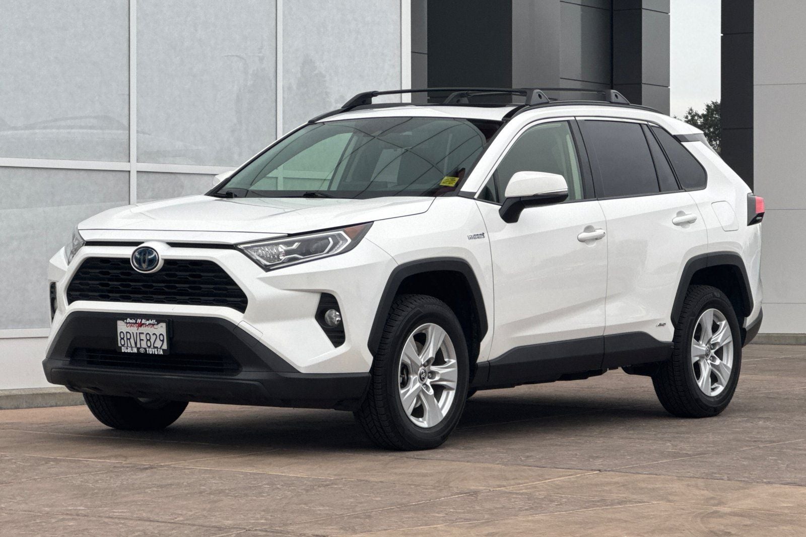 2020 Toyota RAV4 Hybrid XLE