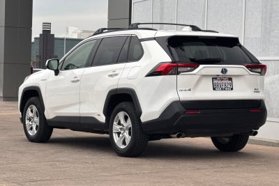 2020 Toyota RAV4 Hybrid XLE