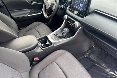 2020 Toyota RAV4 Hybrid XLE