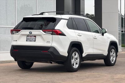 2020 Toyota RAV4 Hybrid XLE