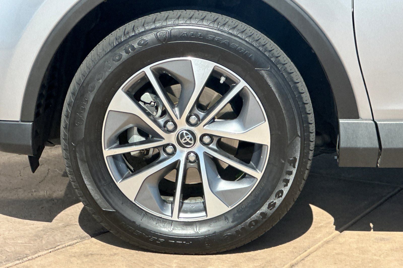 2018 Toyota RAV4 Hybrid LE