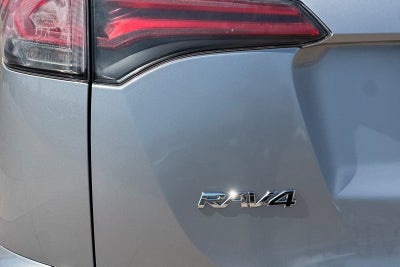 2018 Toyota RAV4 Hybrid LE